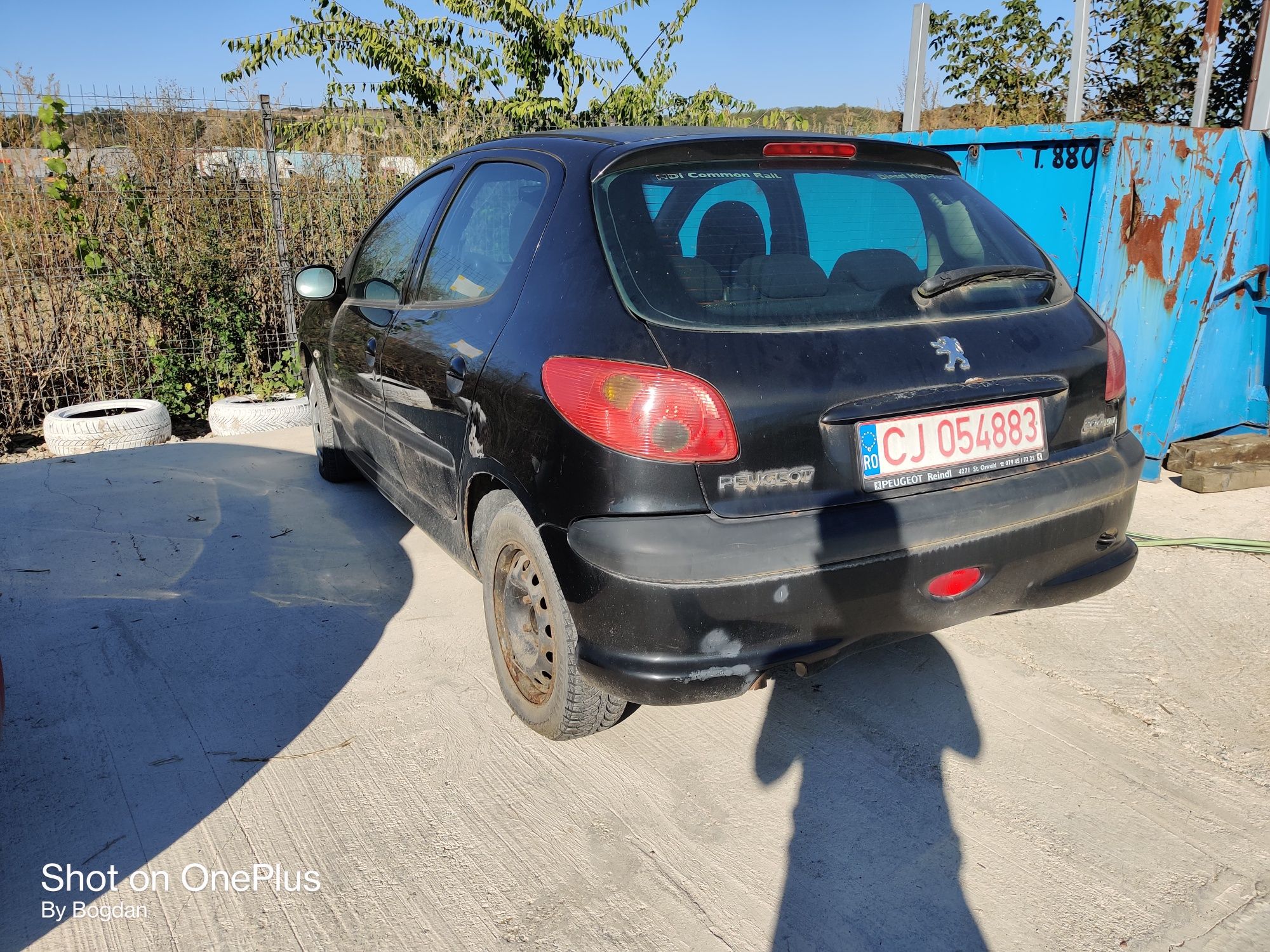Vindem piese rezultate din dezmembrarea unui Peugeot 206