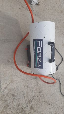 Продам газовый воздухонагреватель Forza