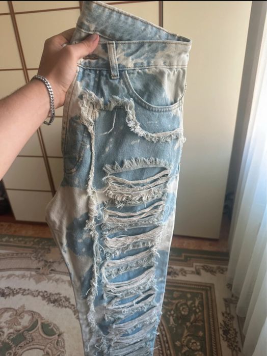 Pantaloni handmade rupti