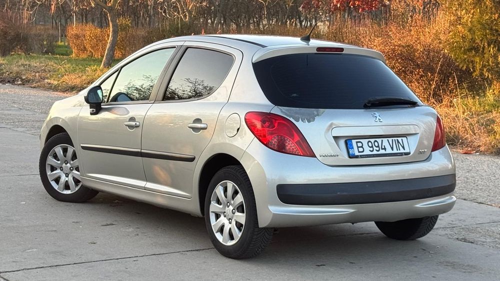 Peugeot 207 1.6hdi 110cp
