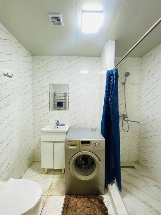 Zarafshon City Продается 4 комнатная квартира ремонт Бобура Яккасарай