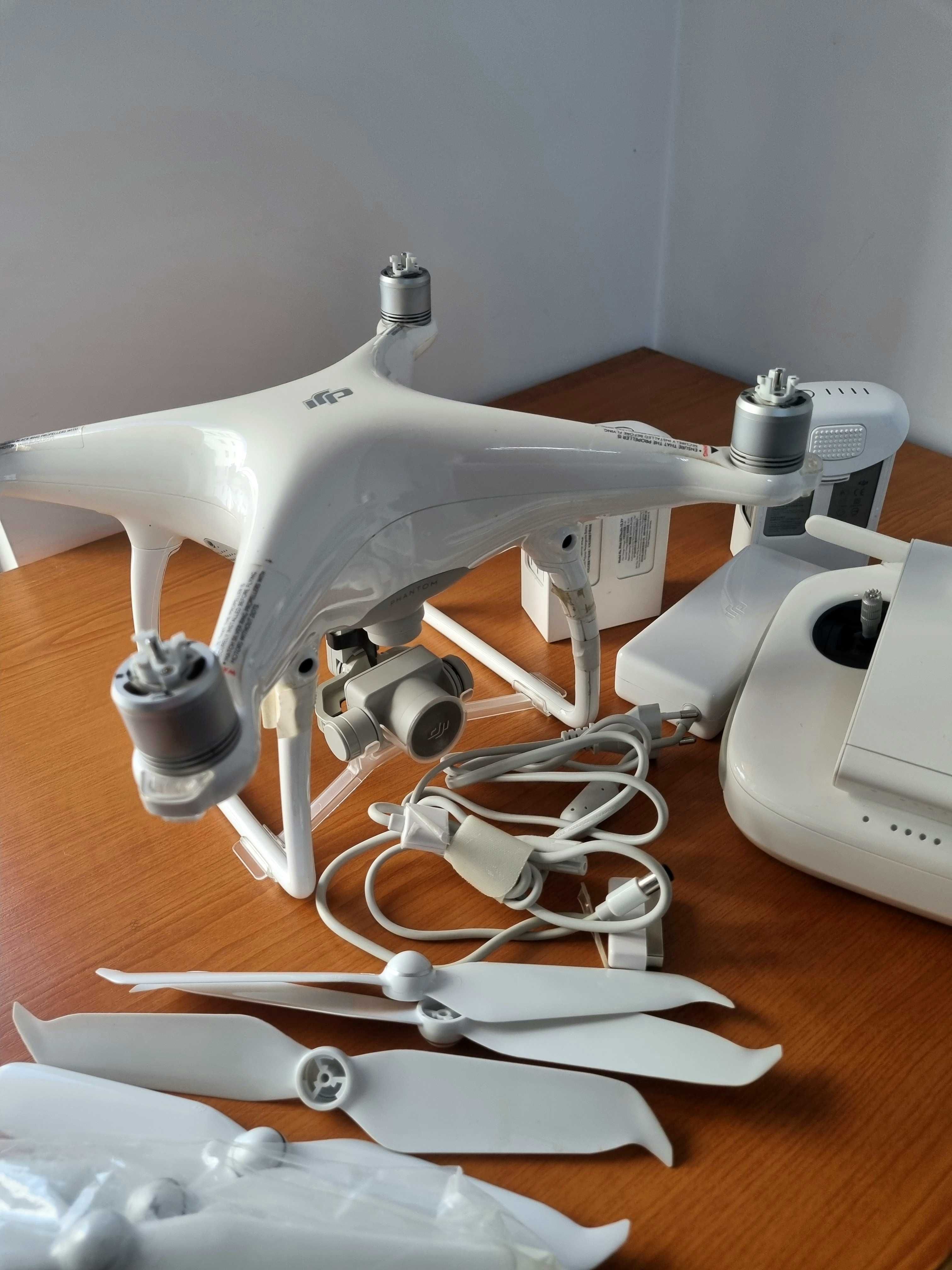 Drona DJI Phantom 4 - pt piese