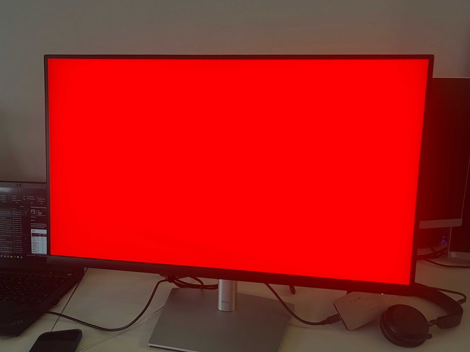 Монитор Dell P2723E + Webcam Logitech C925e