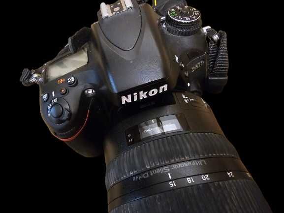 Nikon D610 body (fără obiectiv)