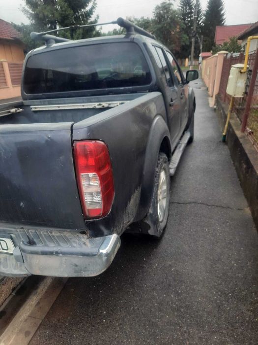 Autoutilitara Nissan Navara
