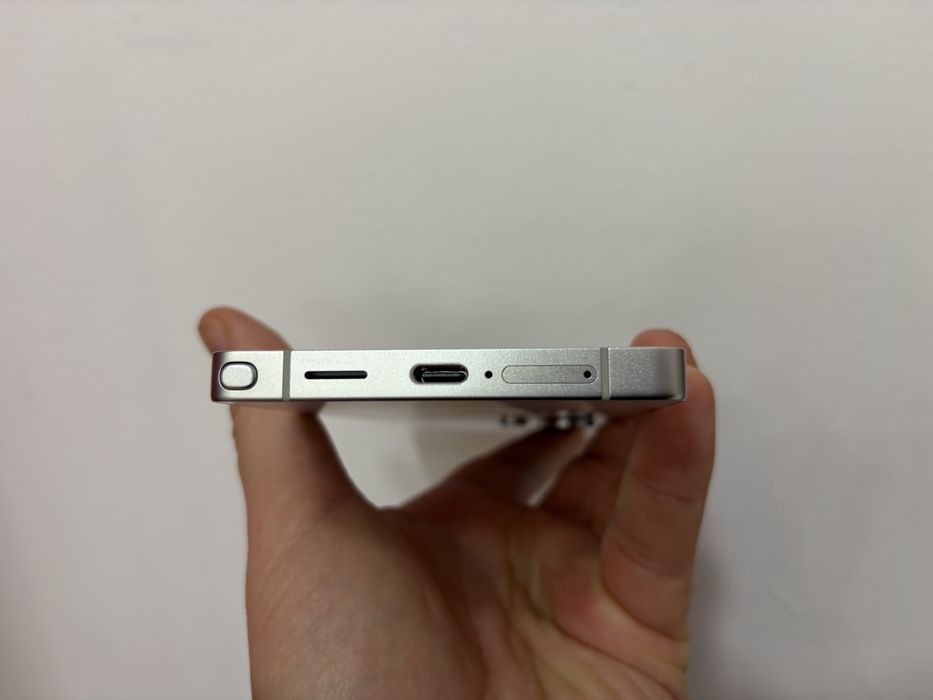 Samsung Galaxy S25 Ultra, 256GB, 12GB RAM, 5G, Titanium Whitesilver