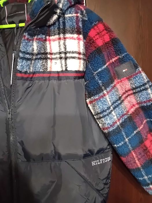 Зимно яке на Tommy Hilfiger