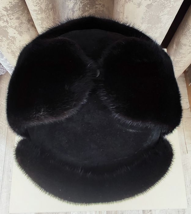 Продам шапку норковую