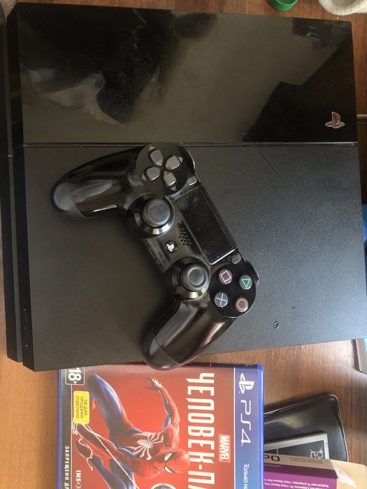 Продам ps4 с телевизором
