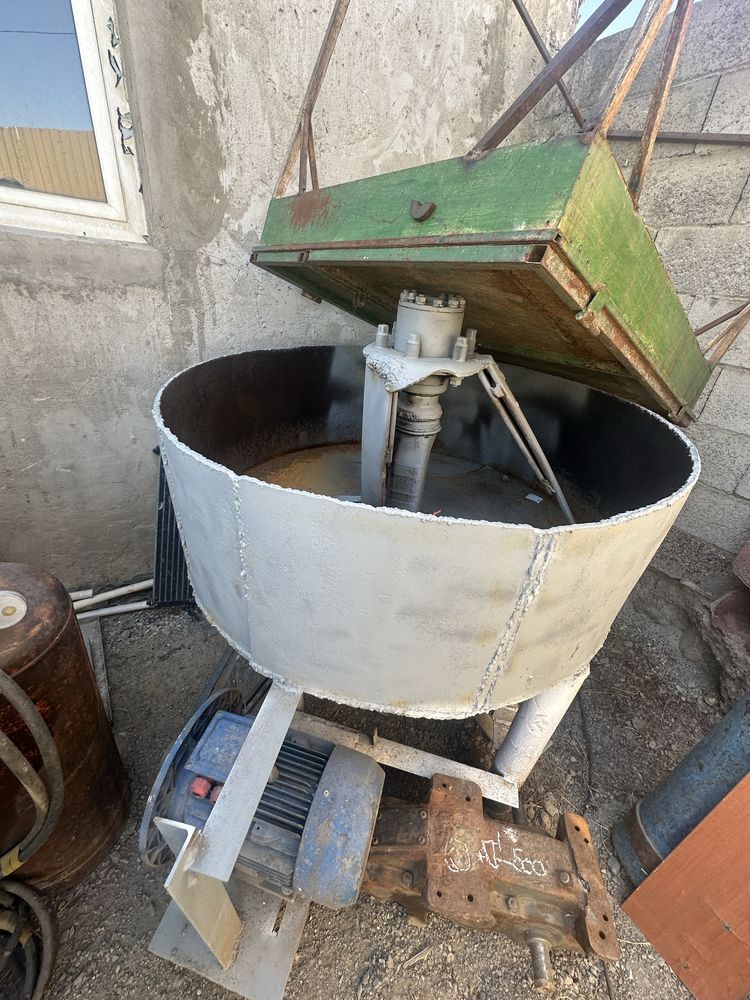 Пескаблочный станок мешалки