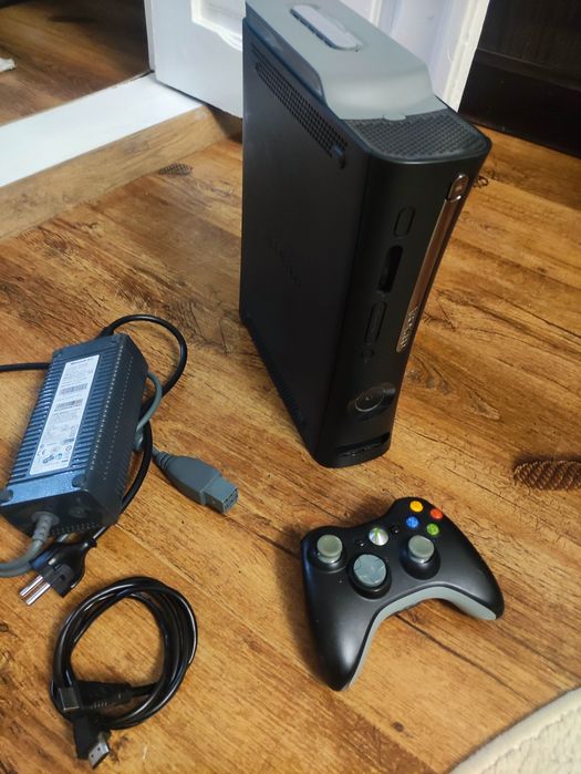 Xbox 360 Elite – Curățat Profesional + Pastă Termică Nouă – Impecabil