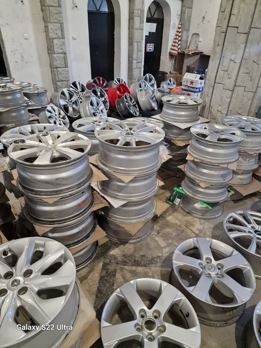 AUDI A3 Golf 4 /5X100/ 17 цола Замъка Ямбол