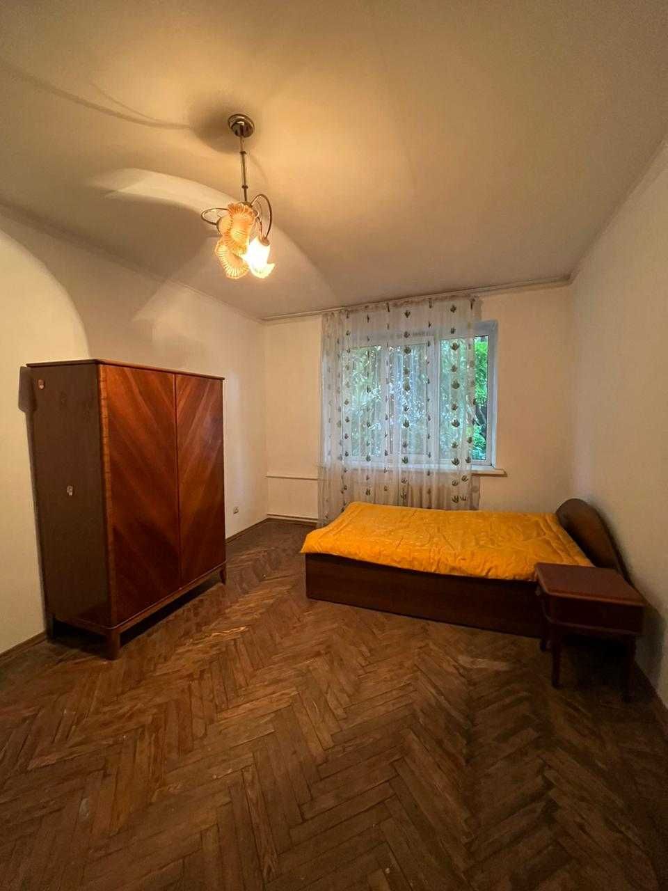 3-комнатная квартира, 75 м², 2/4 этаж, проспект Достык