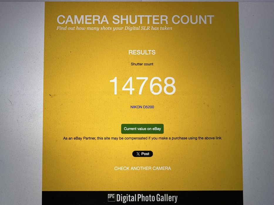 Фотоапарат Nikon D5200 + 2 обектива + аксесоари