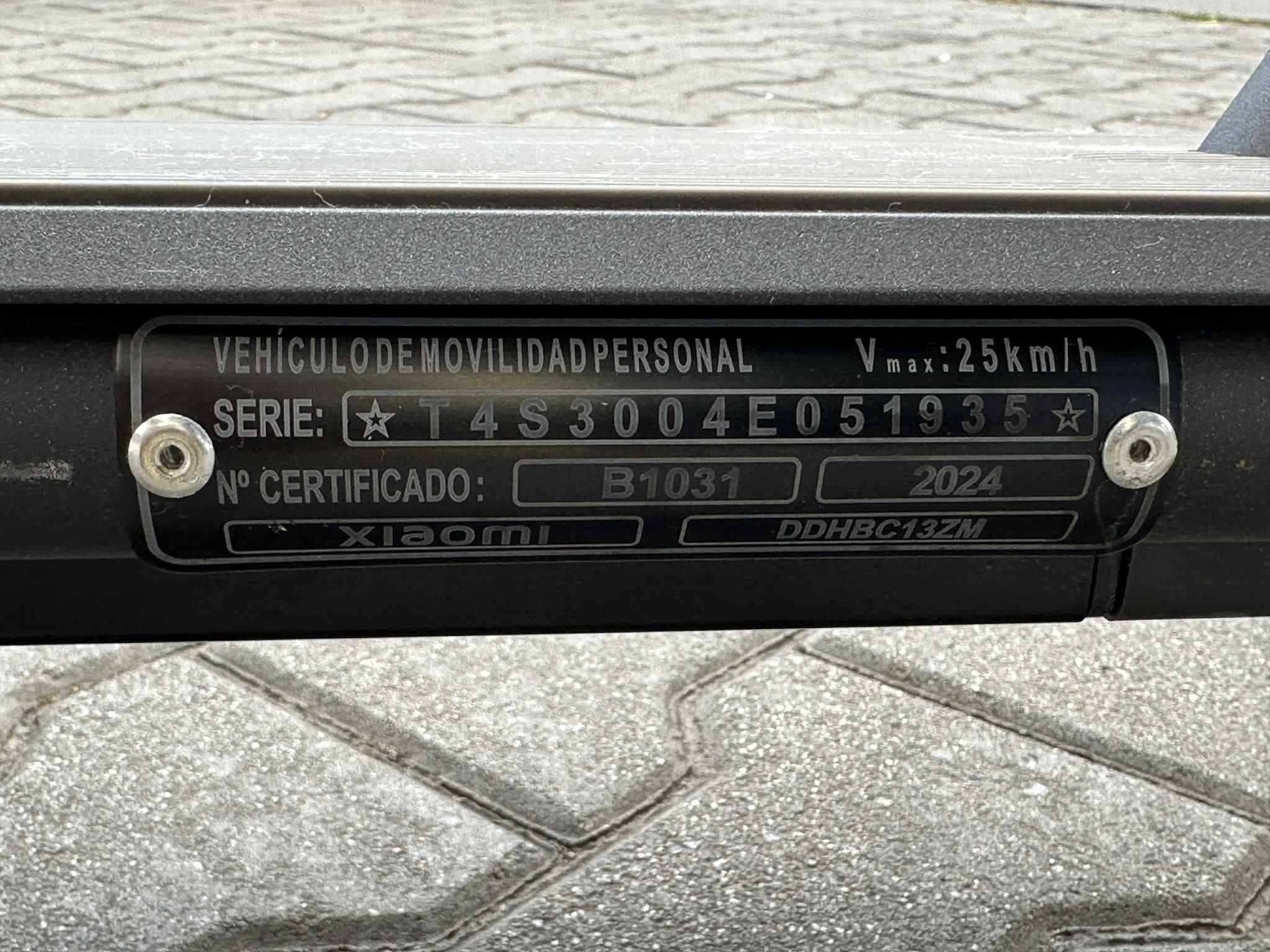 Електрическа Тротинетка Xiaomi ELECTRIC SCOOTER 4 / Перфектна