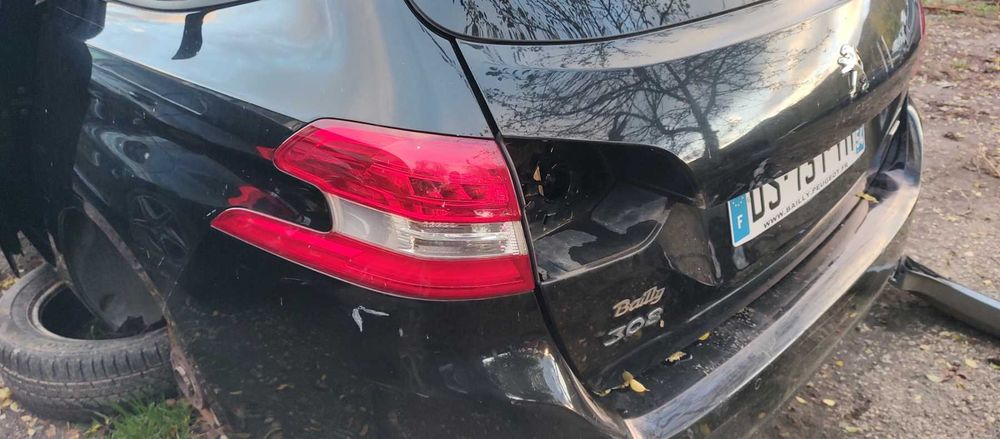 Ляв стоп Peugeot 308 комби