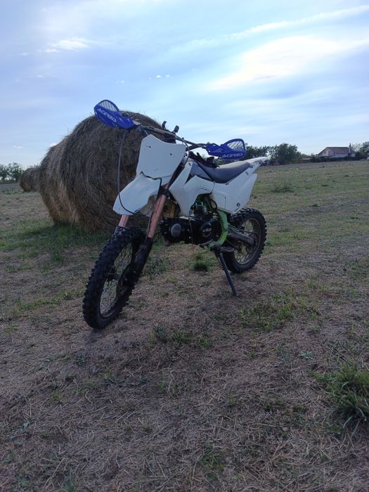 Vând kxd  motor 125cc