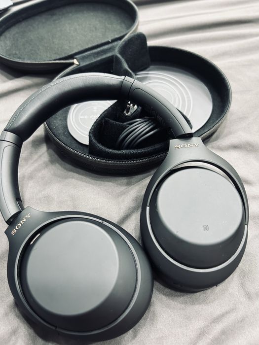 Наушники Sony WH-1000XM4