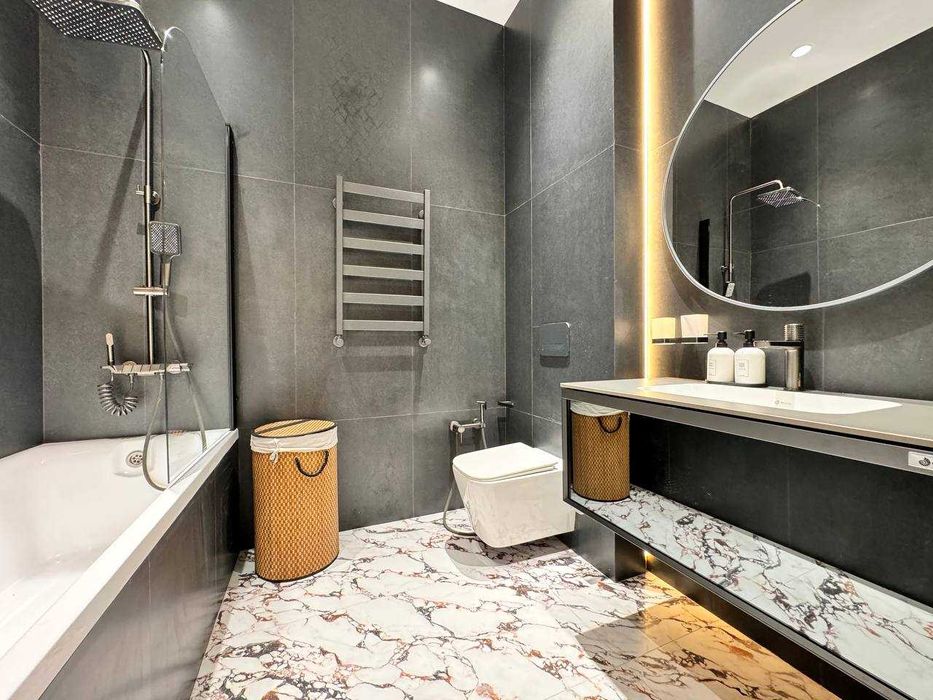 Продаётся квартира -"БАРОККО" 4/6/10 ЛЮКС  - 128 м2 с Новым ремонтом