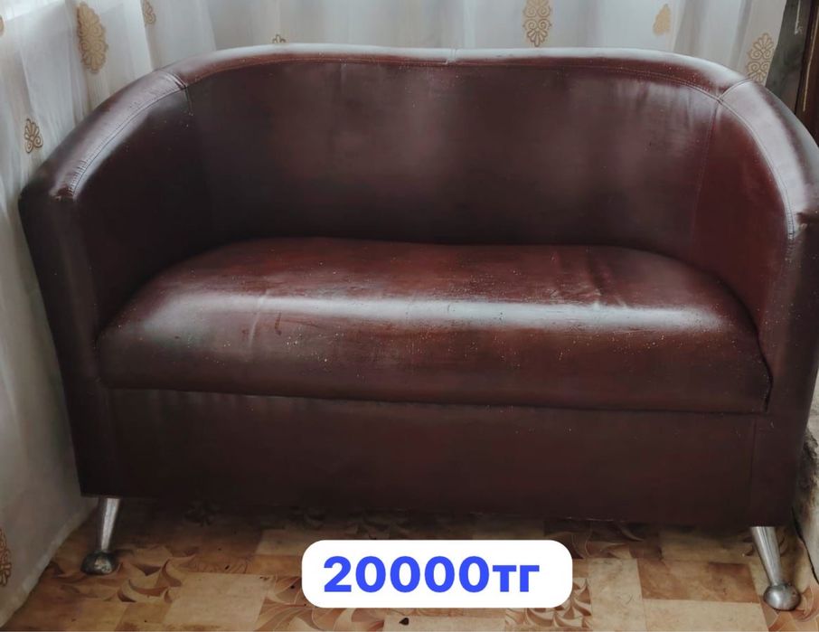 Продам диван в макинске
