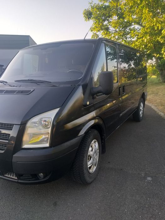 Microbuz Ford Tranzit