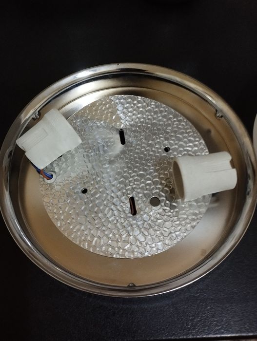 Van plafoniera cu doua becuri