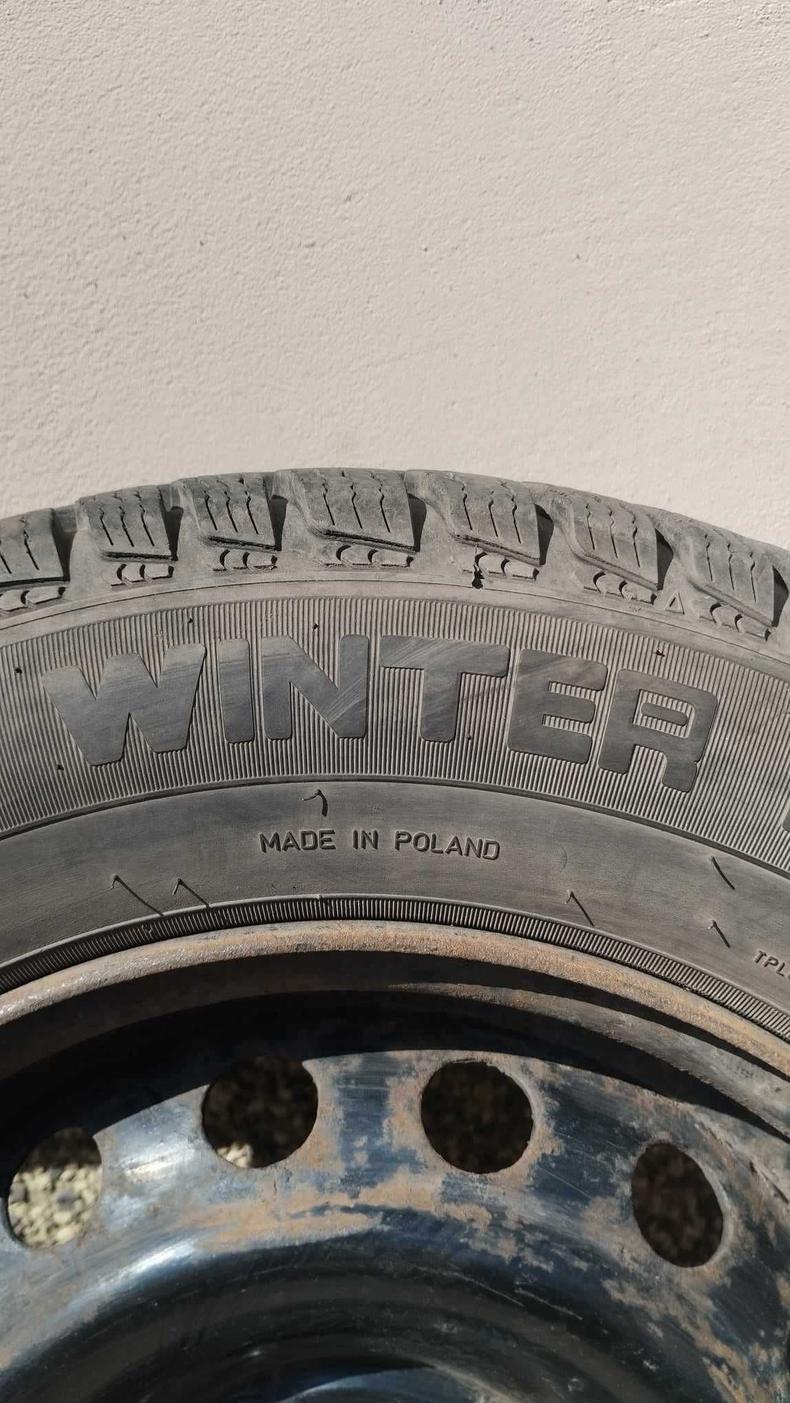 Продавам зимни гуми