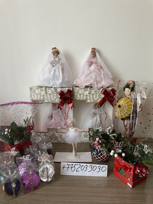 Куклы коолекционные  подарочные разные