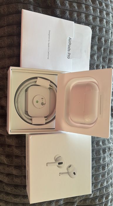 Airpods Pro(2nd Gen)-stare impecabila, cutie completa