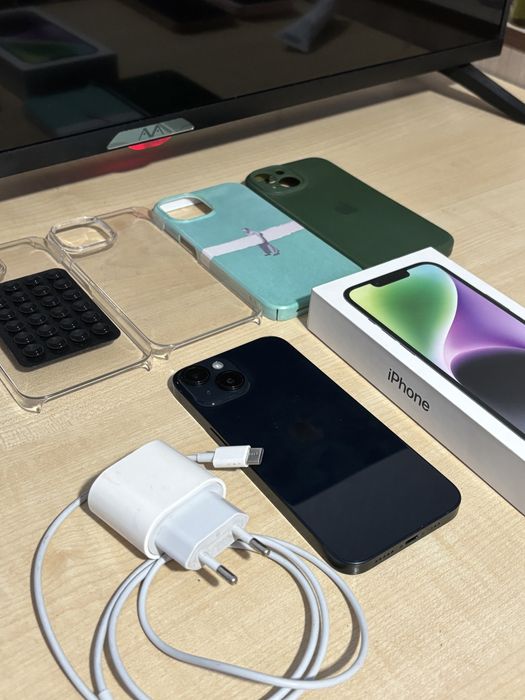 продам iphone 14 128