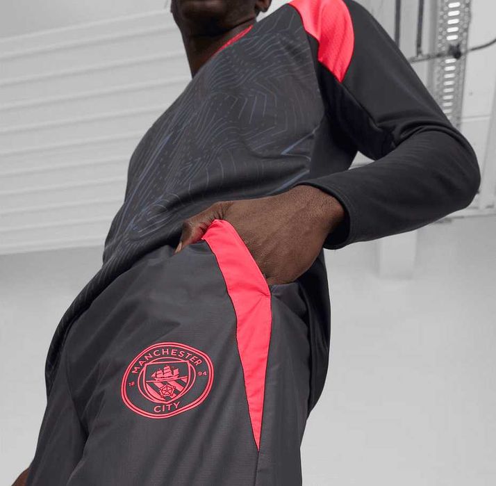 Продавам анцузи на AC Milan и Manchester City