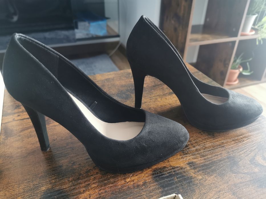 Tocuri elegante marimea 37