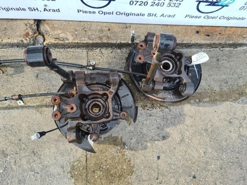 Fuzeta butuc rulment spate cu abs 5x115 Opel Antara