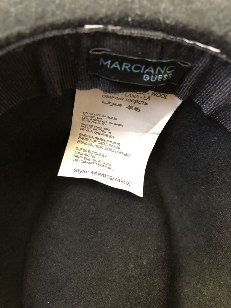 Guess by Marciano вълнена шапка с периферия