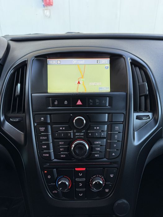 Opel Astra J Sports Tourer / 1.7 CDTI 125 Cp / Navi