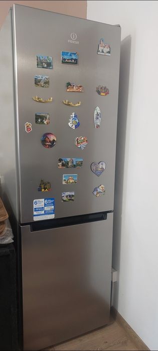 Combina frigorifica Indesit