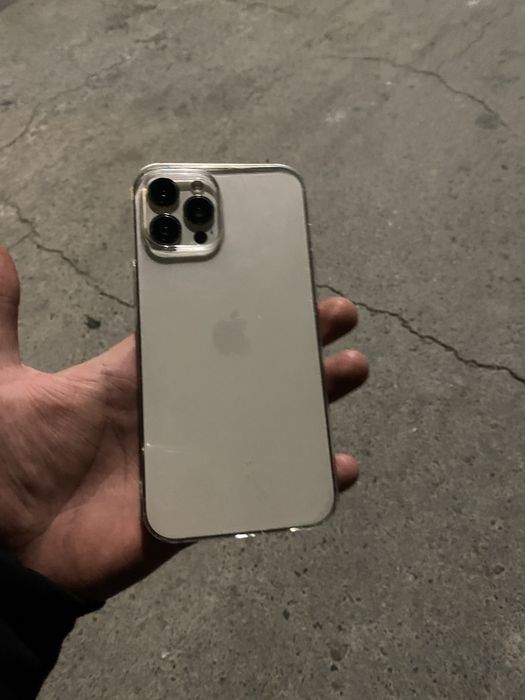 Iphone 12 pro max sotilad