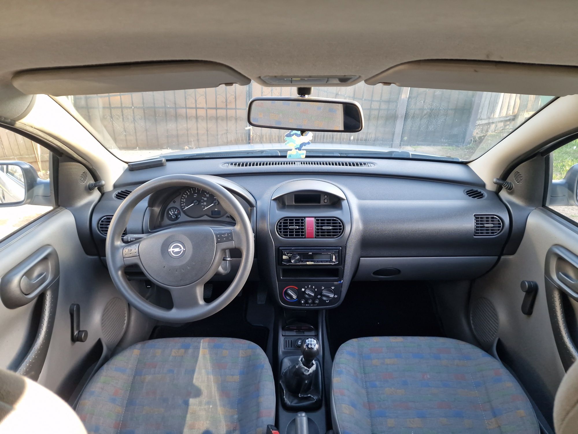 Opel corsa 1.0 2001