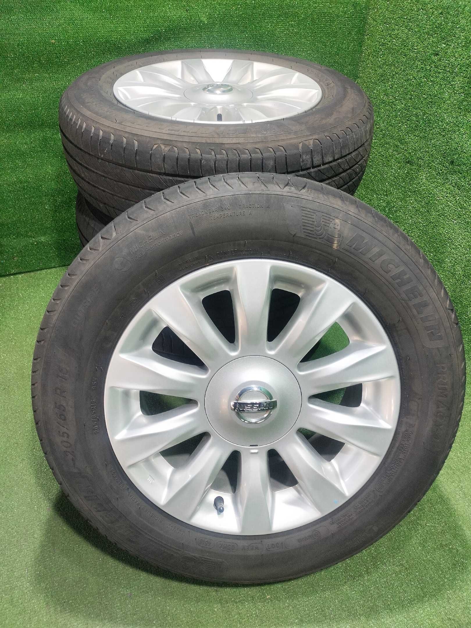 Продам Диск с шинами Michelin 205/65R16 от Nissan Tiana J31 оригинал