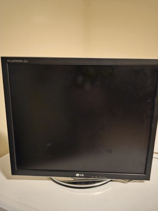 Monitor LG utilizat