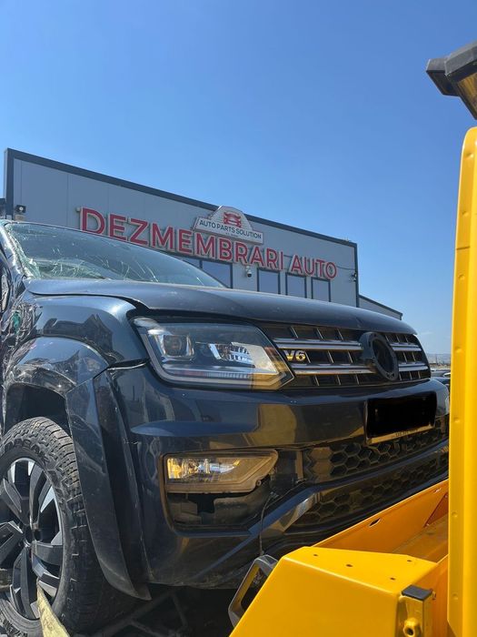 Dezmembram Volkswagen Amarok 3.0 TDI V6 4MOTION DDXB din 2020