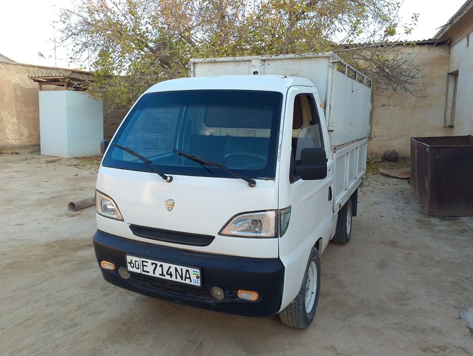 Лабо сотилади ёки обмен бартер