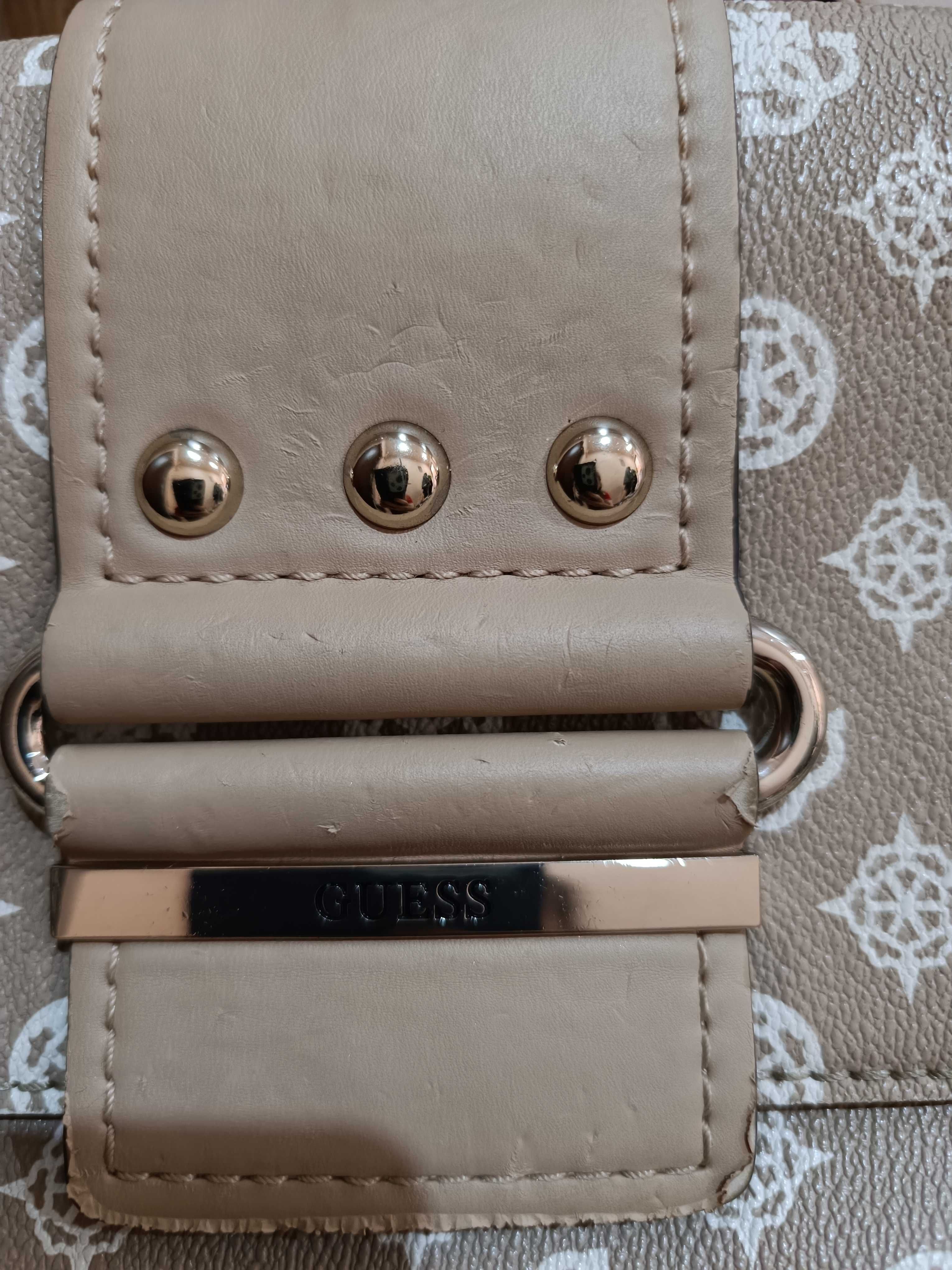 Оригинална чанта Guess