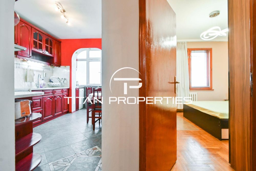 За продажба 3-стаен в кв. Красно село