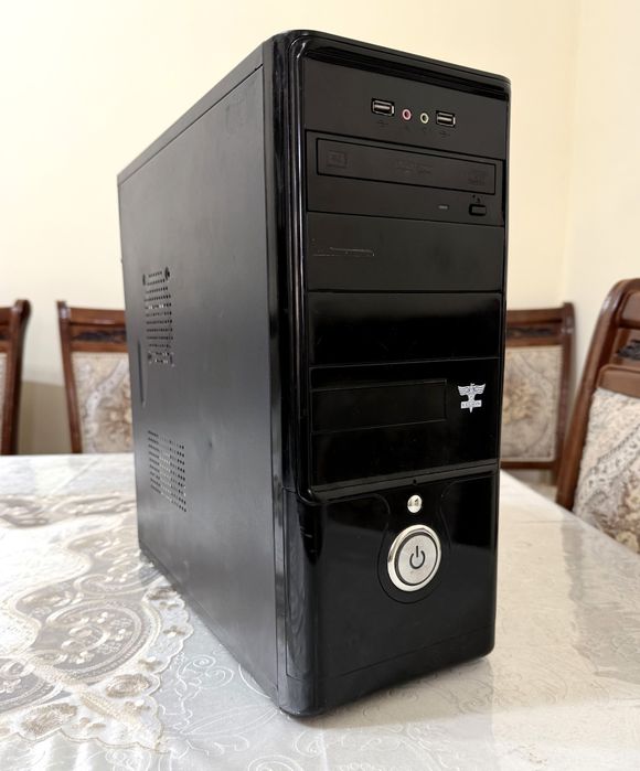 DDR3 prosessor: G1620 /HDD 160 ,windows 10 pro 
HDD: 160 GB
Operativka