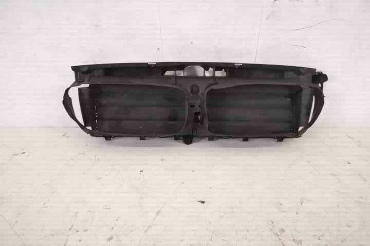 Hota Electrica Deflector Aer Original In Stare Buna BMW  Seria 5  F10