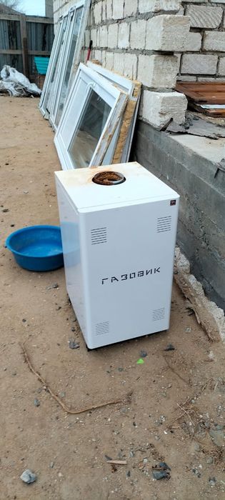 Продам гозовый котёл "Газовик"