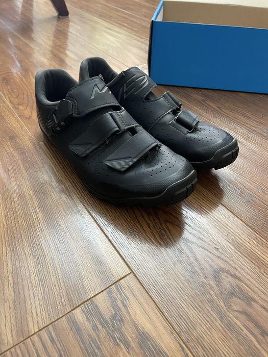 Планински шпайкове Shimano ME3