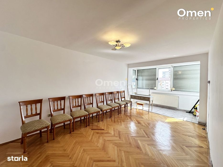 Apartament 4 camere cu garaj ,  b-dul Unirii 118 900 euro