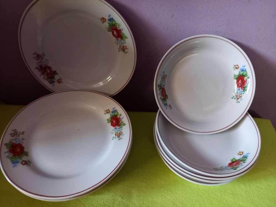 Vând Set Farfuri 11 Piese